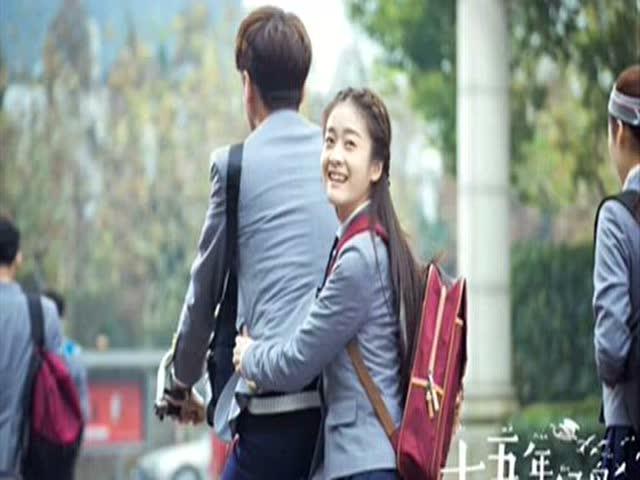 37岁艾薇儿梅开三度，官宣订婚，她的未婚夫是谁？有何来头？